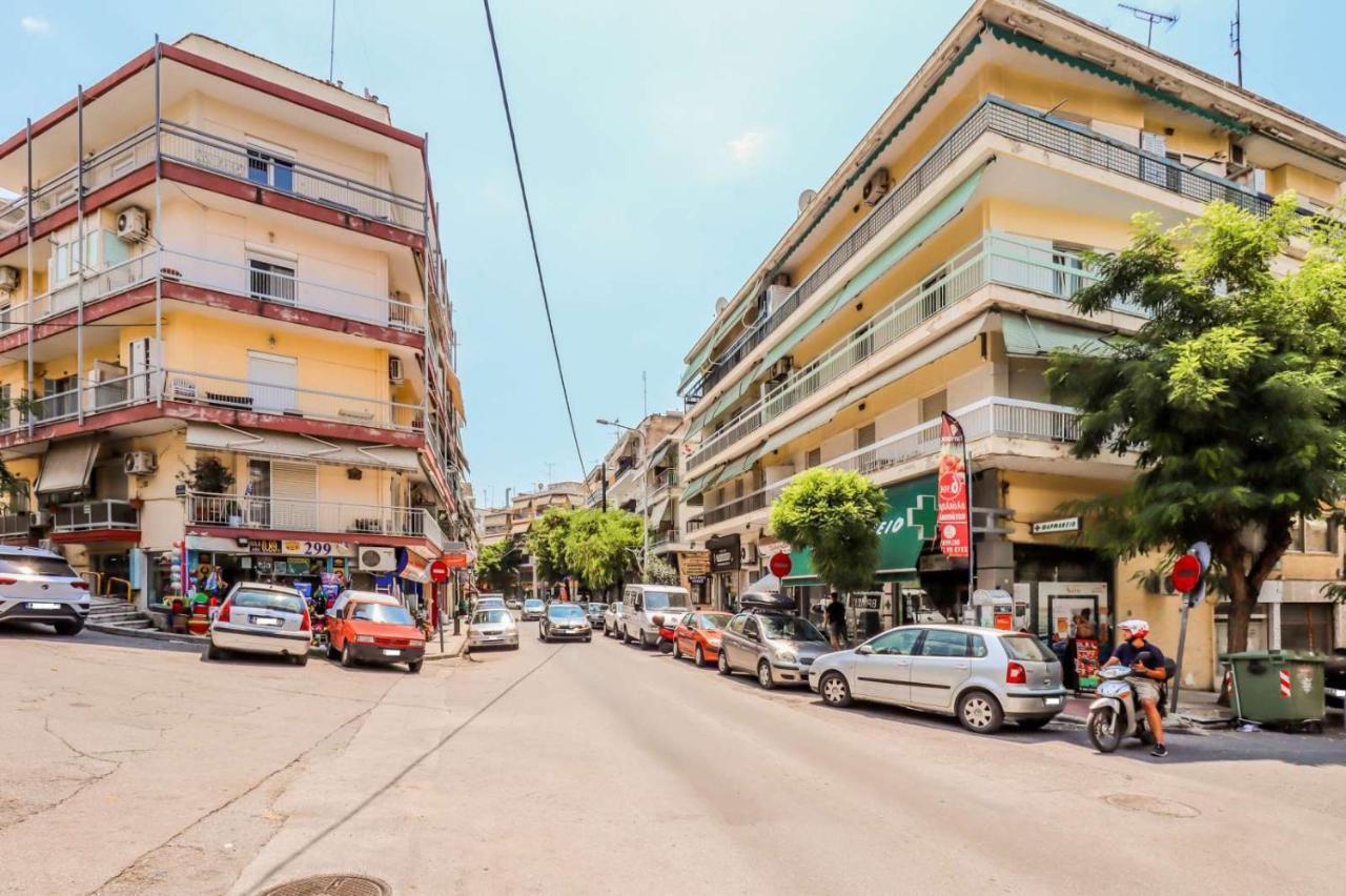Happy Traveller - Luxury, Free Parking Apartment Tesalonika Bagian luar foto