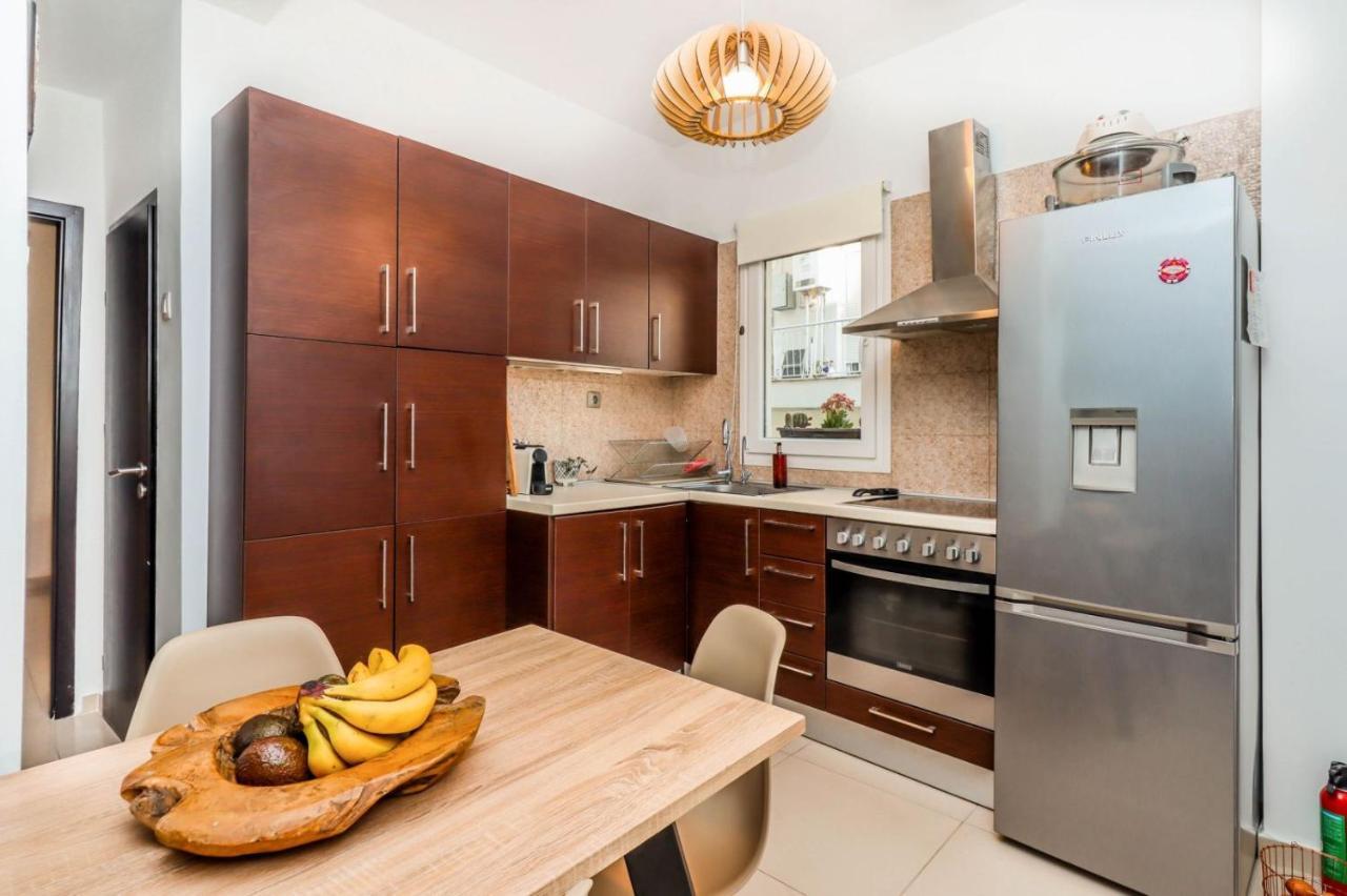 Happy Traveller - Luxury, Free Parking Apartment Tesalonika Bagian luar foto