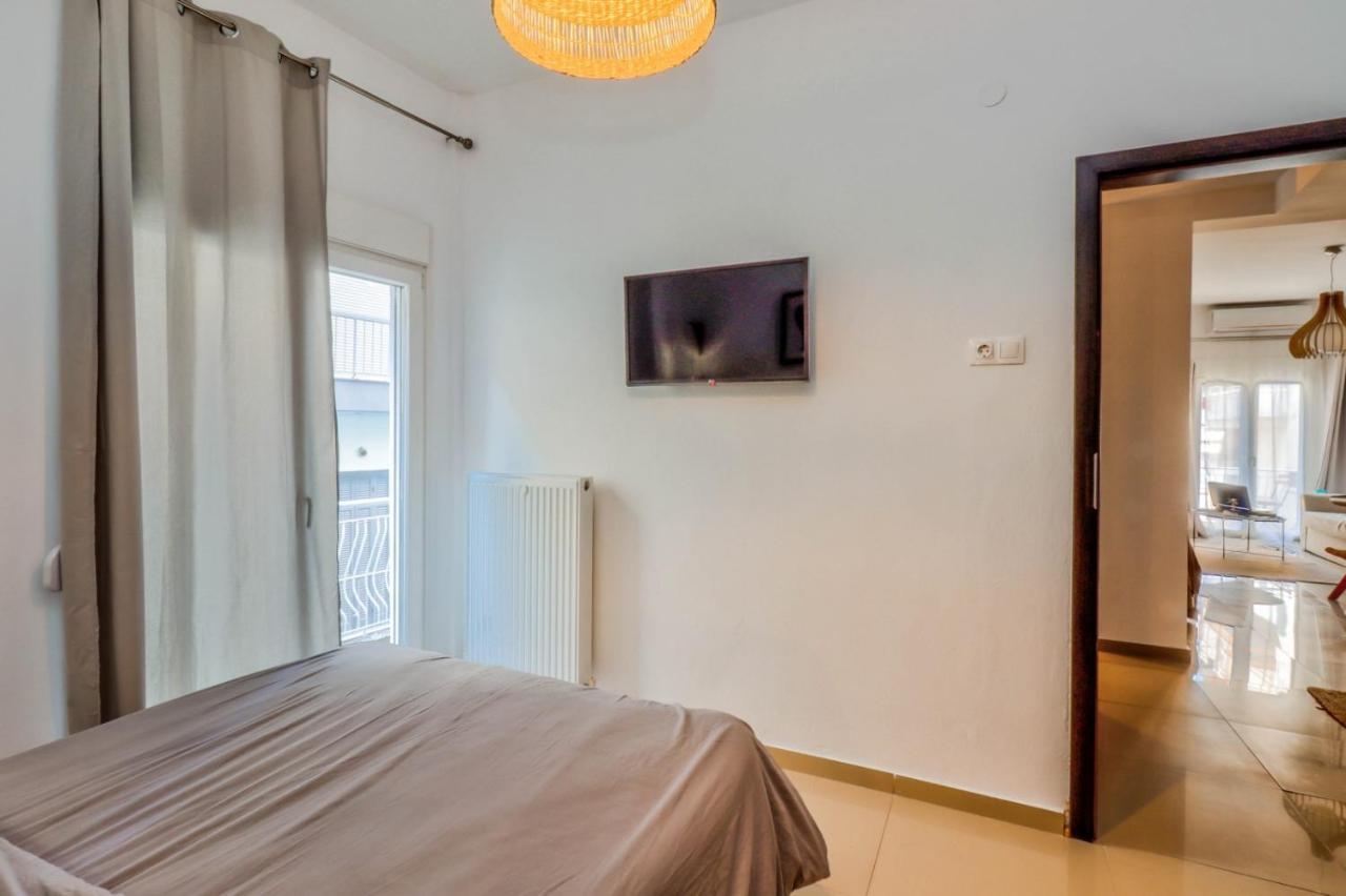 Happy Traveller - Luxury, Free Parking Apartment Tesalonika Bagian luar foto