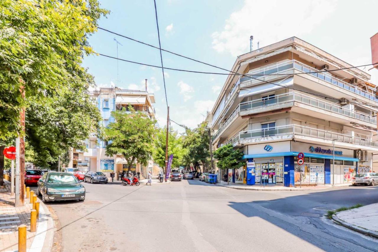 Happy Traveller - Luxury, Free Parking Apartment Tesalonika Bagian luar foto
