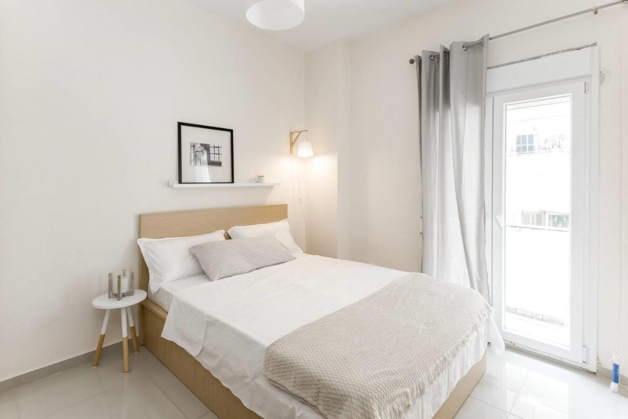 Happy Traveller - Luxury, Free Parking Apartment Tesalonika Bagian luar foto